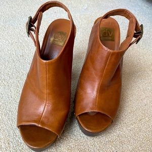 d v dolce vita Sling Back Platform Clog.